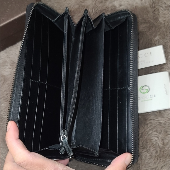 Authentic gucci zippered canvas long wallet for men - Picture 4 of 11